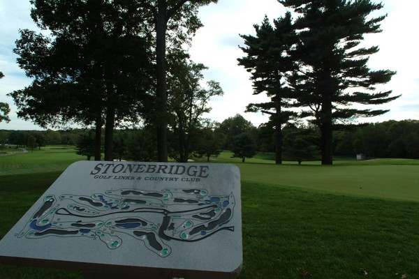 View of a welcome sign at Stonebridge